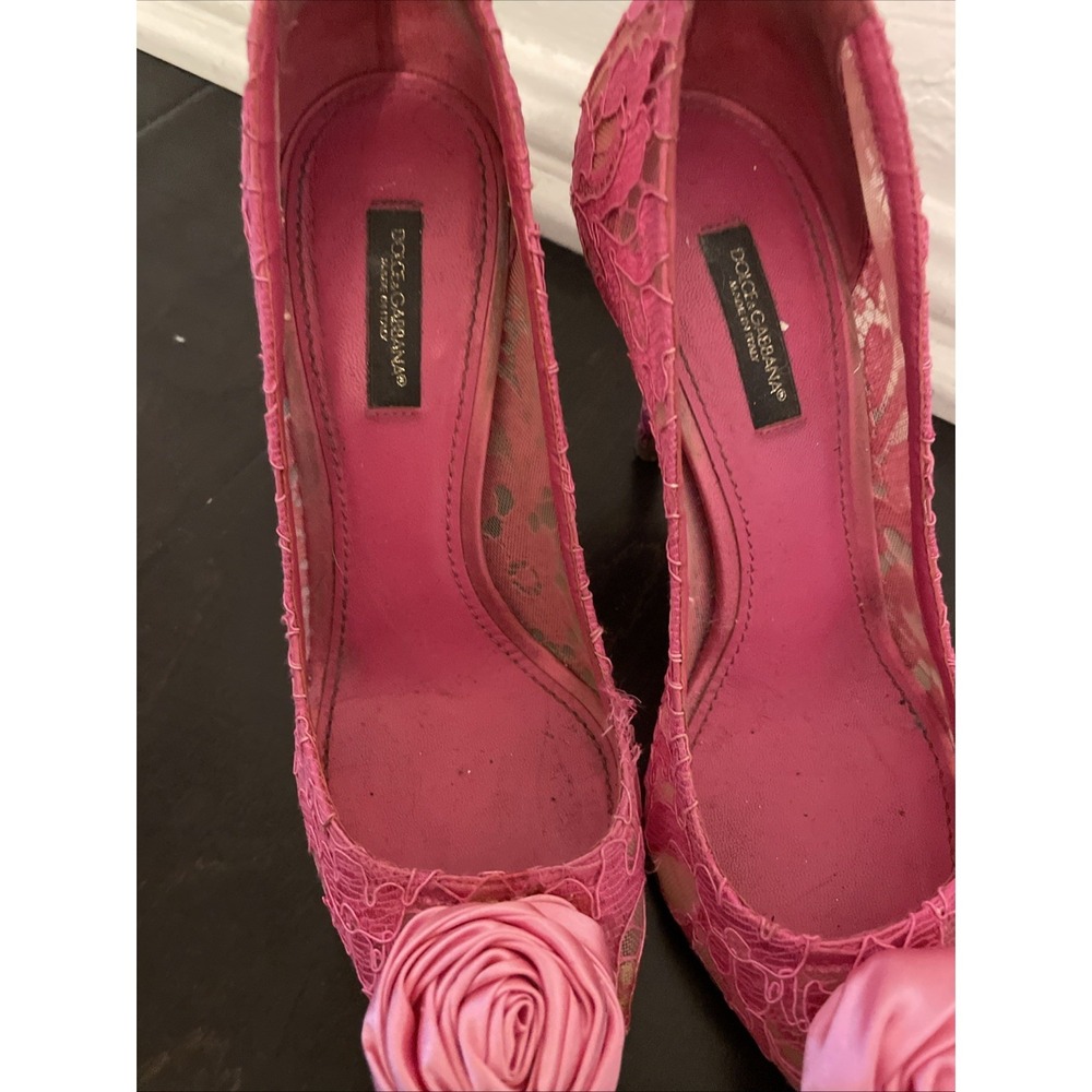 Dolce & Gabbana Women's Lace Pumps with Rose Size 37 Women Pink Shoes - Picture 2 of 8